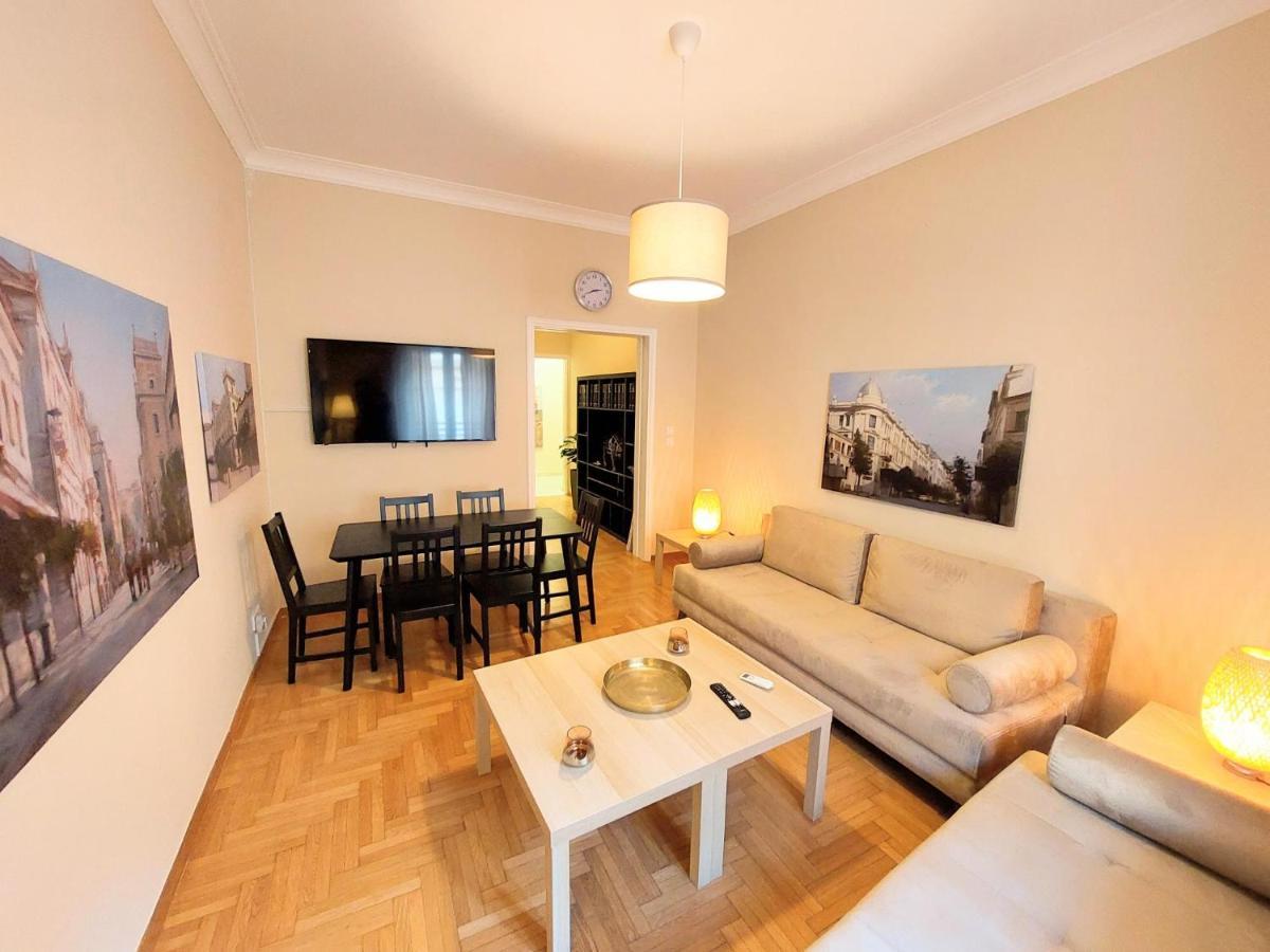 Grand Apartment In Parliament Square 아테네 외부 사진