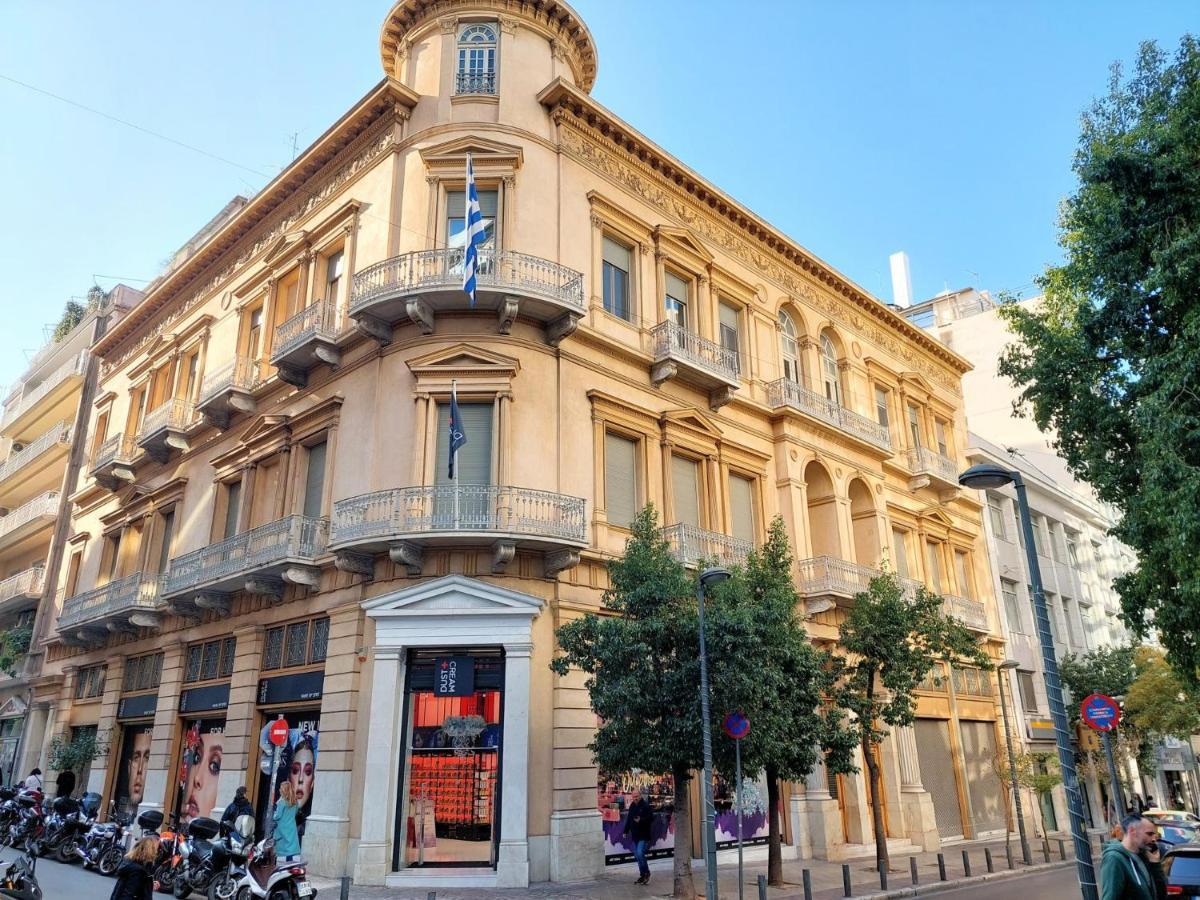 Grand Apartment In Parliament Square 아테네 외부 사진