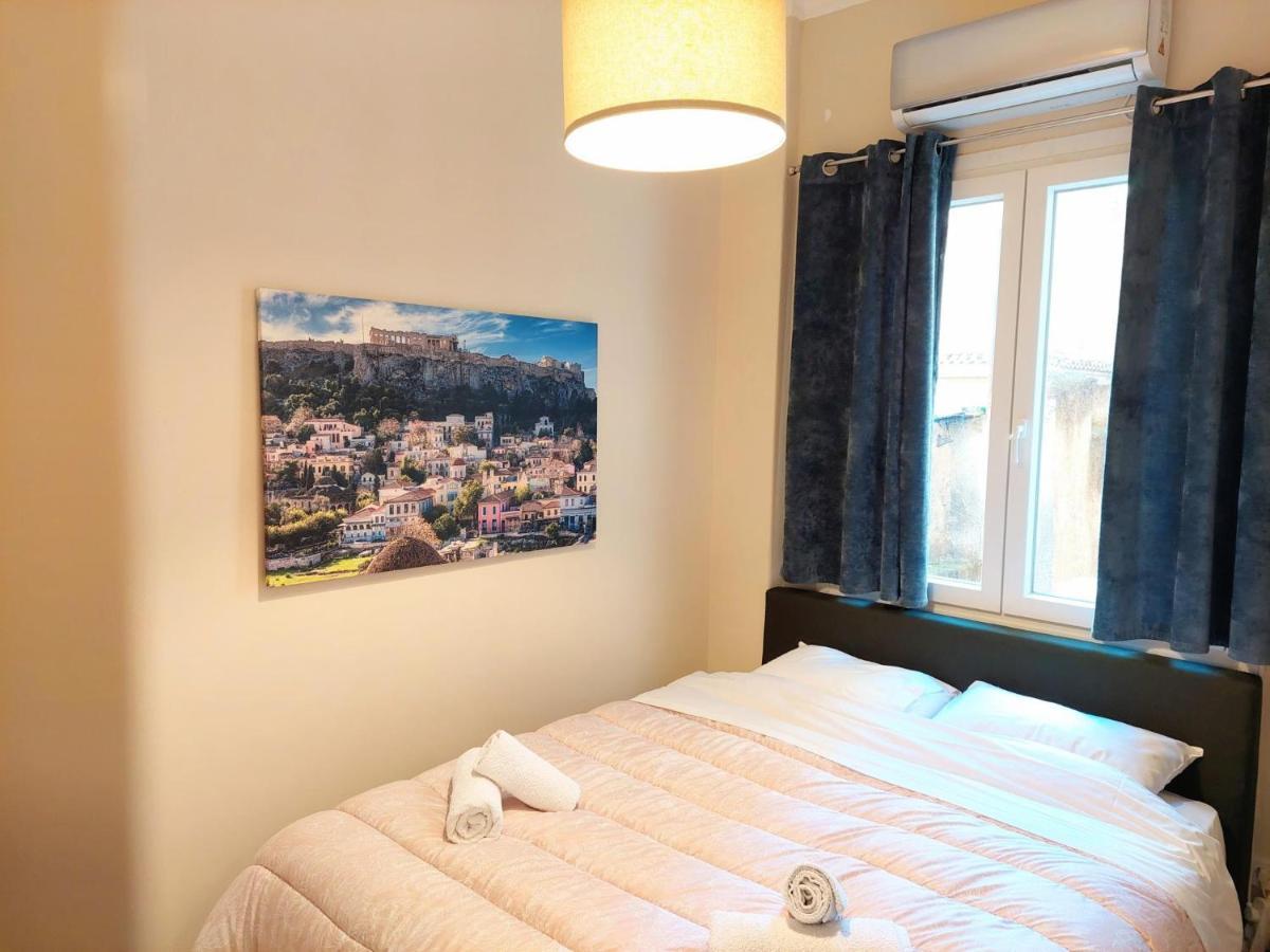Grand Apartment In Parliament Square 아테네 외부 사진