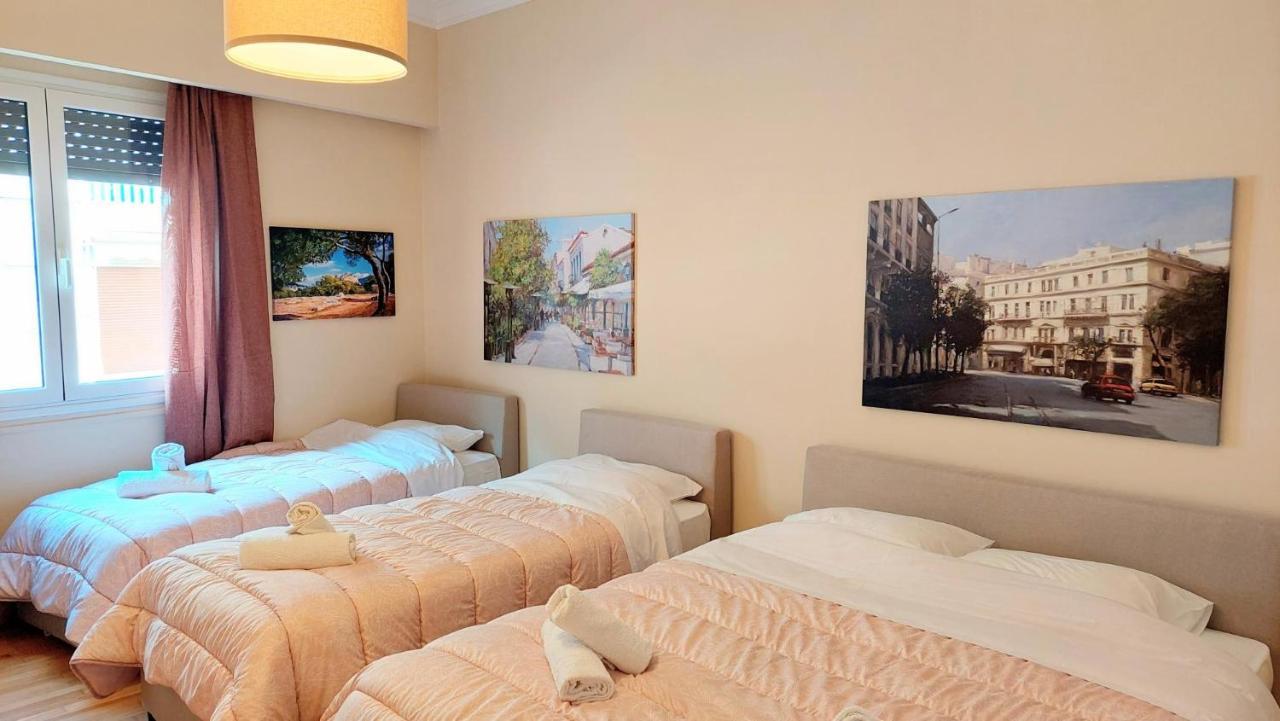 Grand Apartment In Parliament Square 아테네 외부 사진