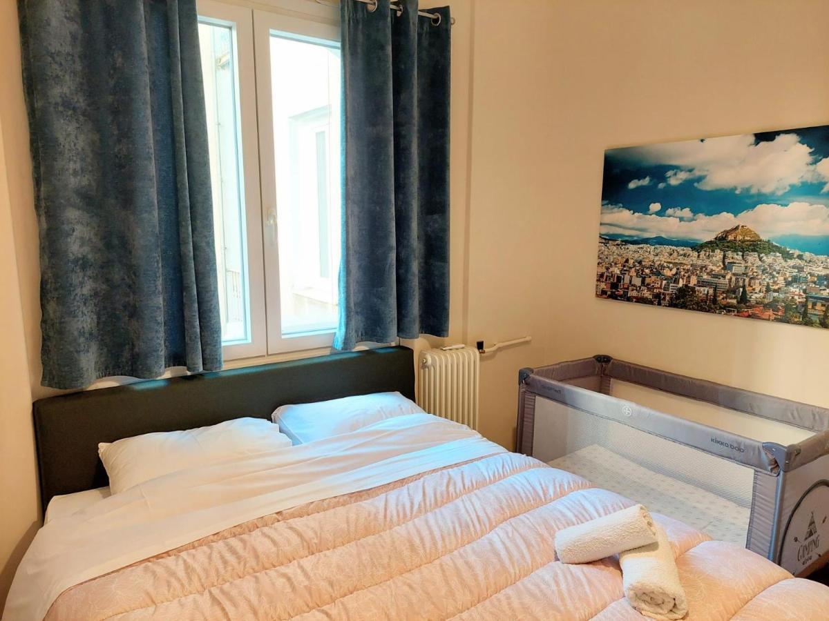 Grand Apartment In Parliament Square 아테네 외부 사진