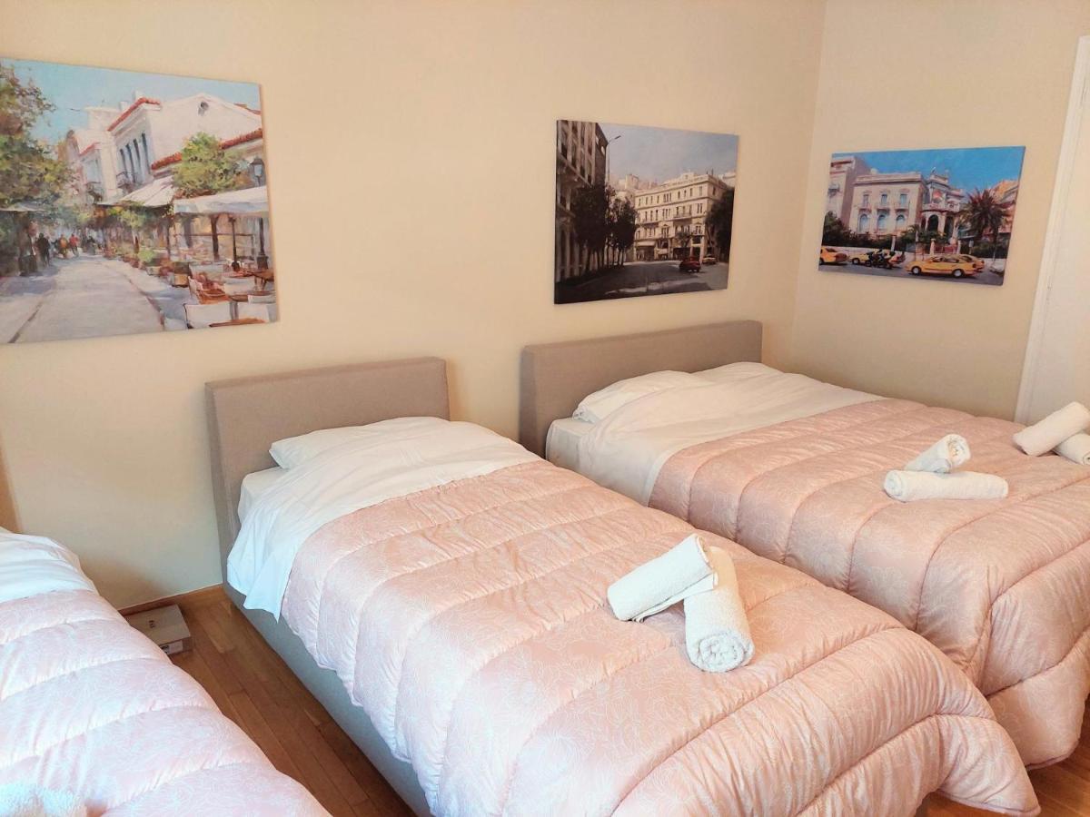 Grand Apartment In Parliament Square 아테네 외부 사진